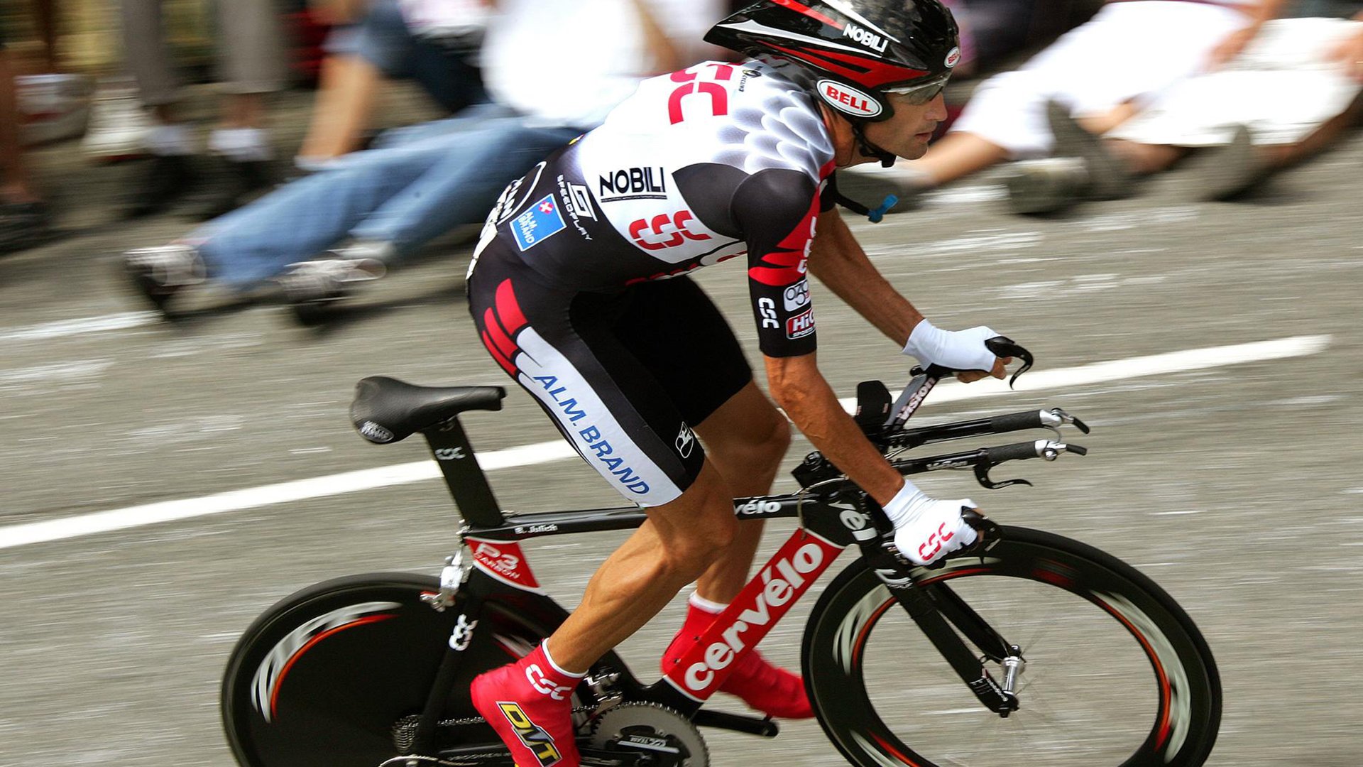 德甲:拜仁连续6场保持零失球,战术执行力爆表,拜仁称霸德甲