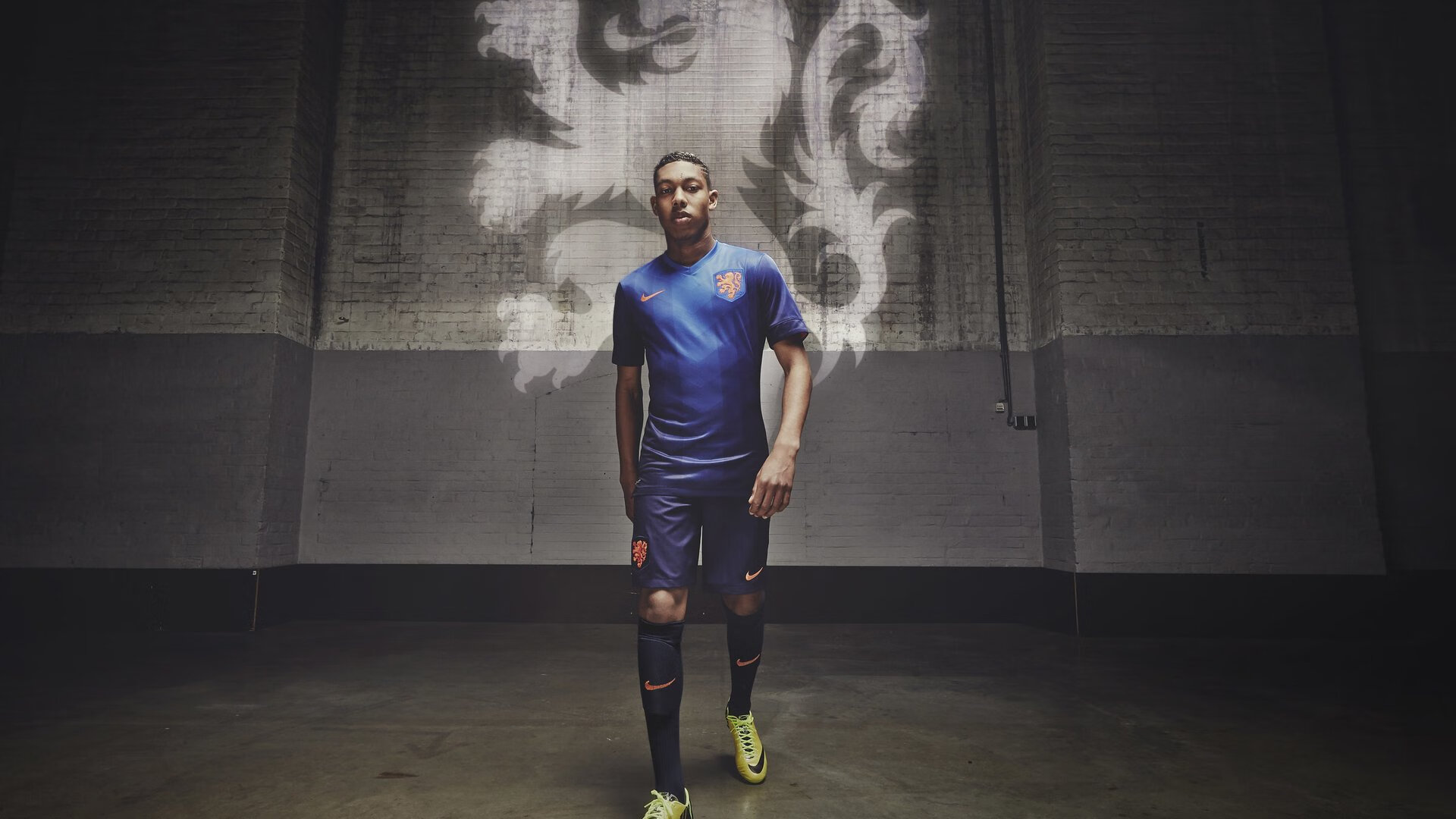 德甲精彩片段:力拼到底,场面火爆!