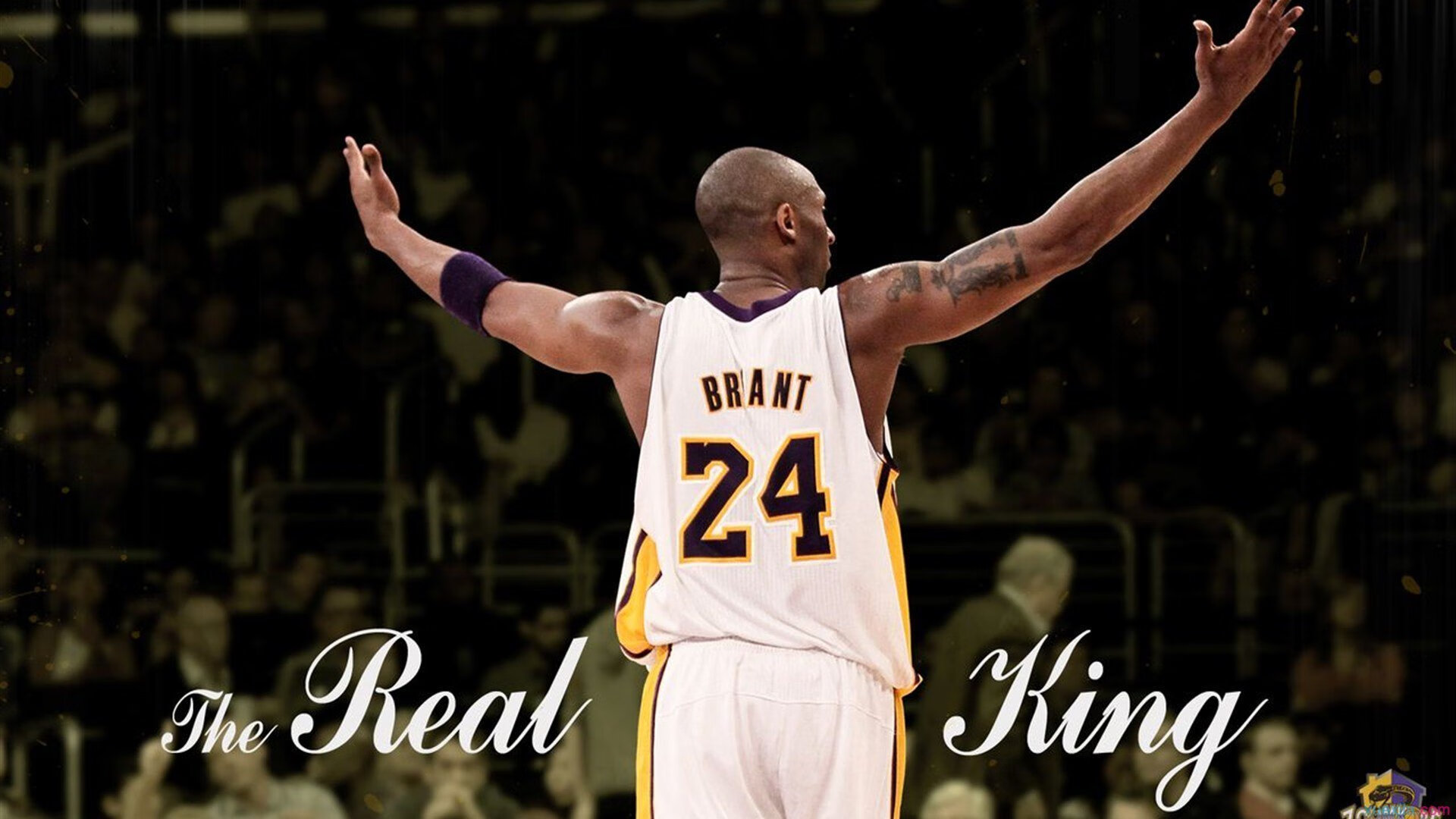 九游娱乐官方平台-“泥泞冲刺：雨后赛道上的疯狂追逐”，雨后泥泞的路